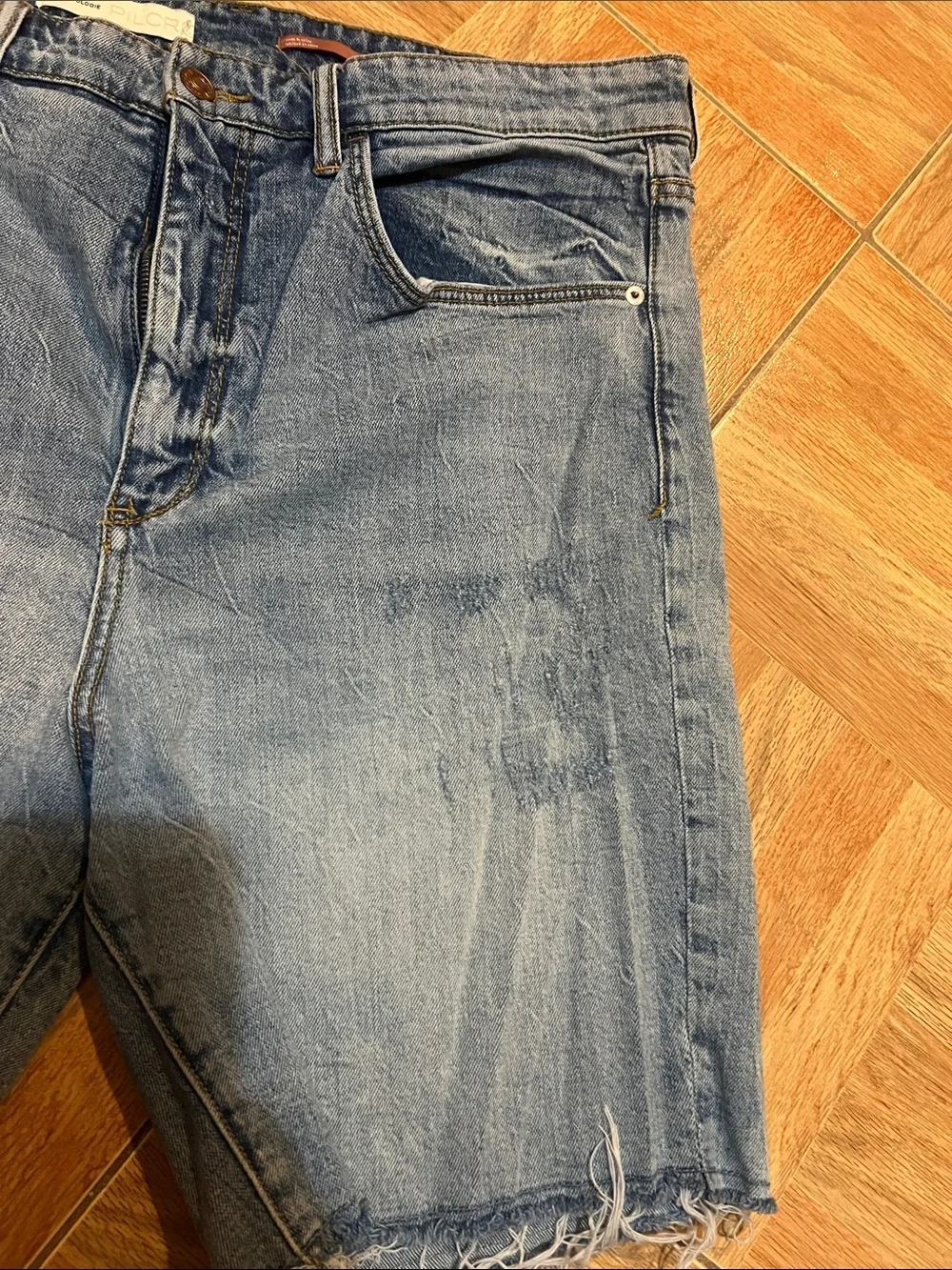 Anthropologie Mid-Blue Distressed Frayed-Hem Denim Shorts - Picture 8 of 8